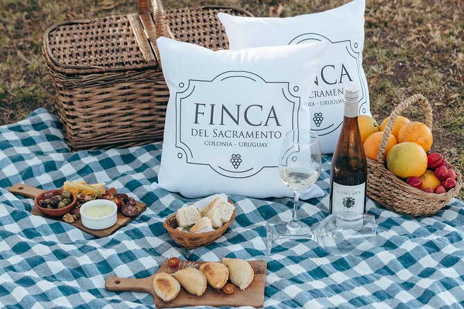 Day Tour Wine + Finca